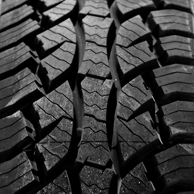 1 X Evoluxx Rotator A/T P255/70R18 Tires