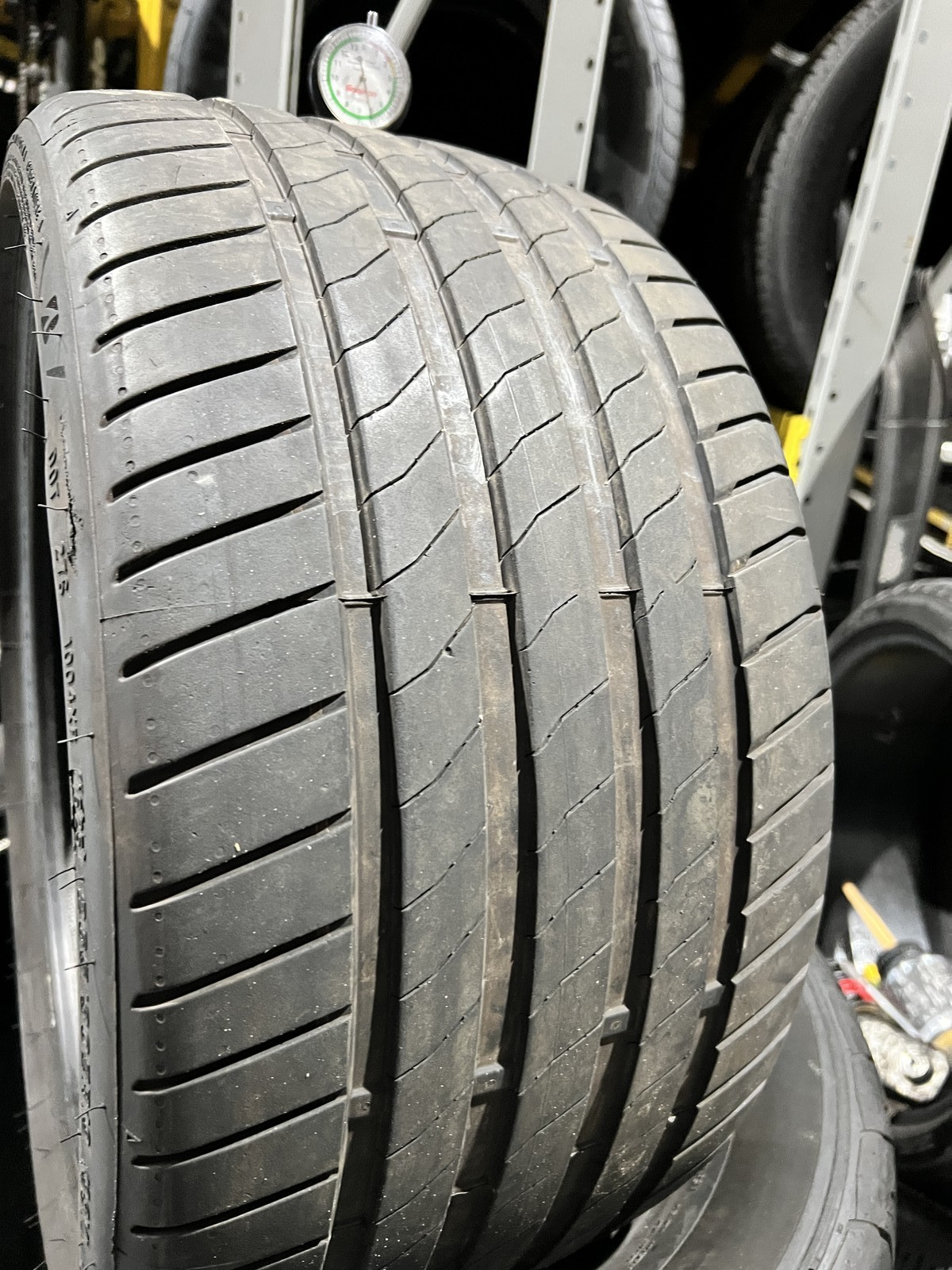 1 Bridgestone Potenza Sport Enliten RO1 265/30ZR19 92Y DOT.1625 6.25/32 NO Patch