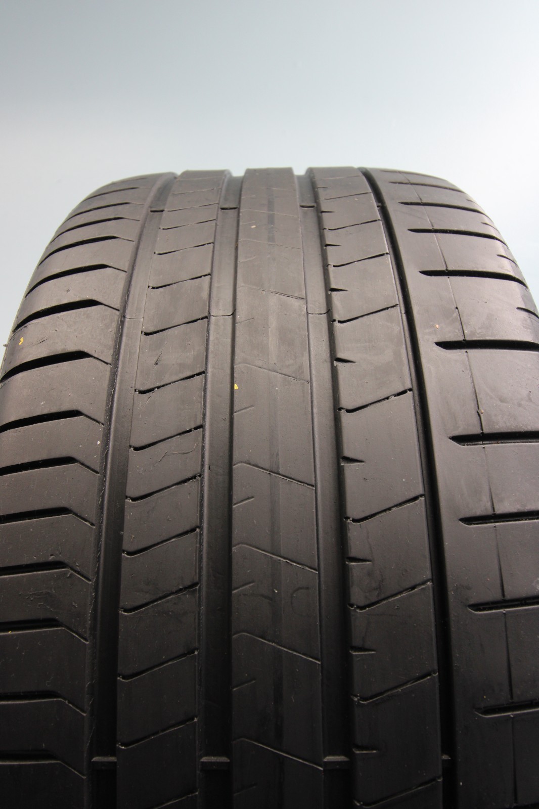 1 Used Pirelli Pzero MO-S PNCS PZ4 315/40R21 315/40/21 3154021 111Y