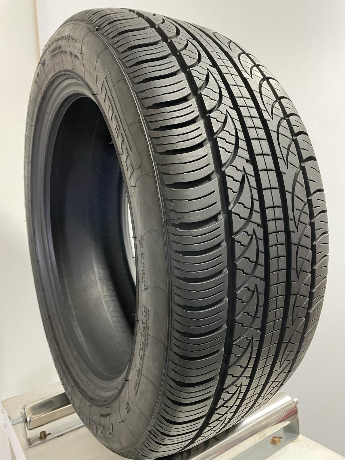 P235/50ZR18 Pirelli PZero Nero AS 97W -Tire