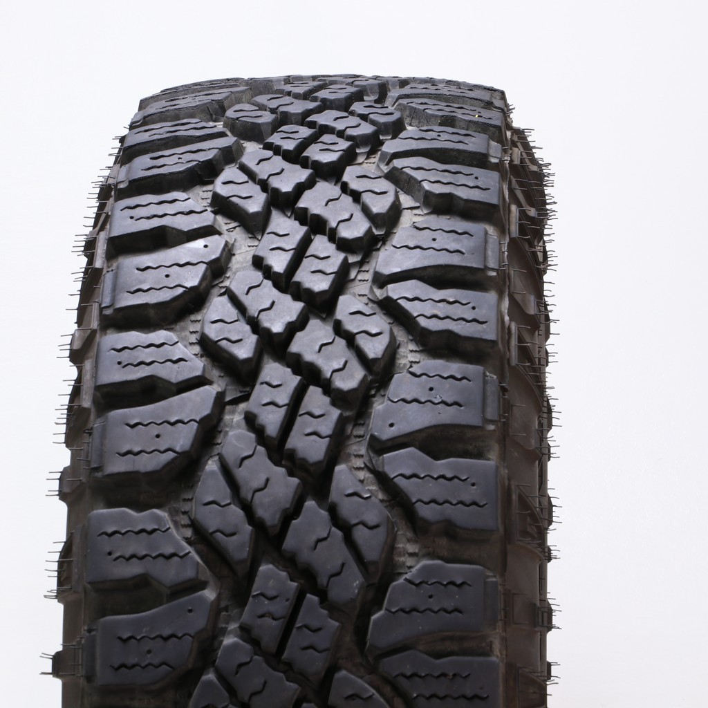 Used LT 275/70R18 Goodyear Wrangler Duratrac 125/122Q – 17.5/32