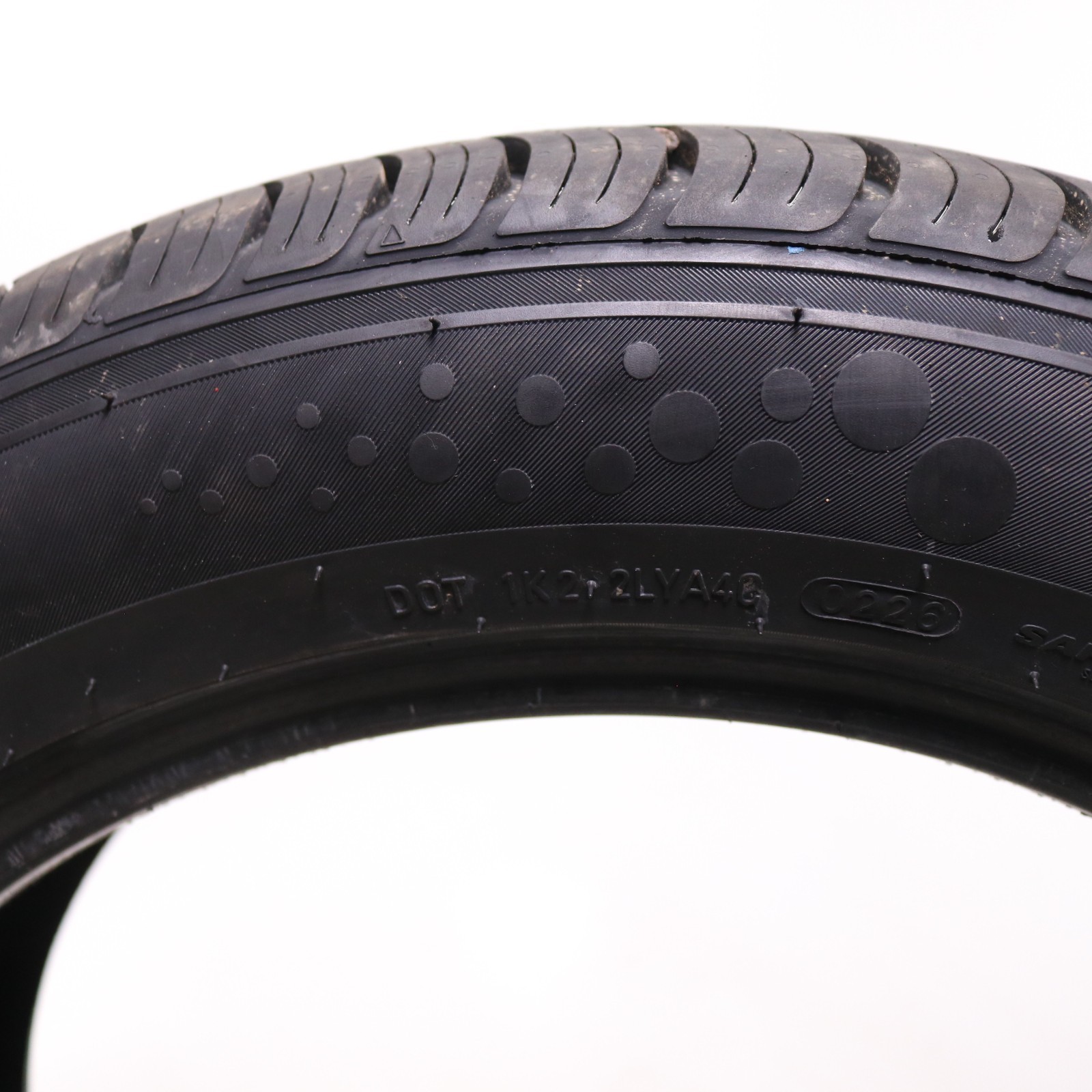 Set of 2 Used 225/55R18 SureDrive Touring A/S – 98V – 10.5-11/32