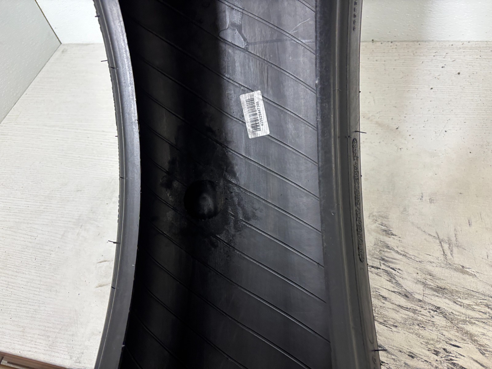 NO SHIPPING ONLY LOCAL PICK UP Set 4 Tires 235 65 18 Michelin Primacy Tour A/s