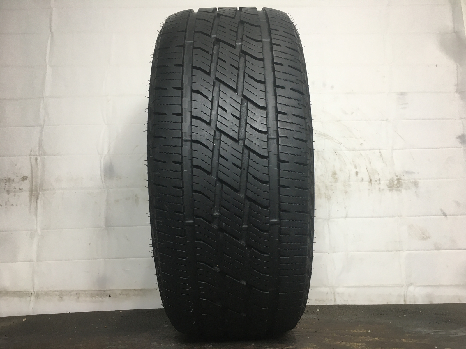 [1] Toyo Open Country H/T II P285/50R20 285 50 20 Tire 9.5-10.25/32