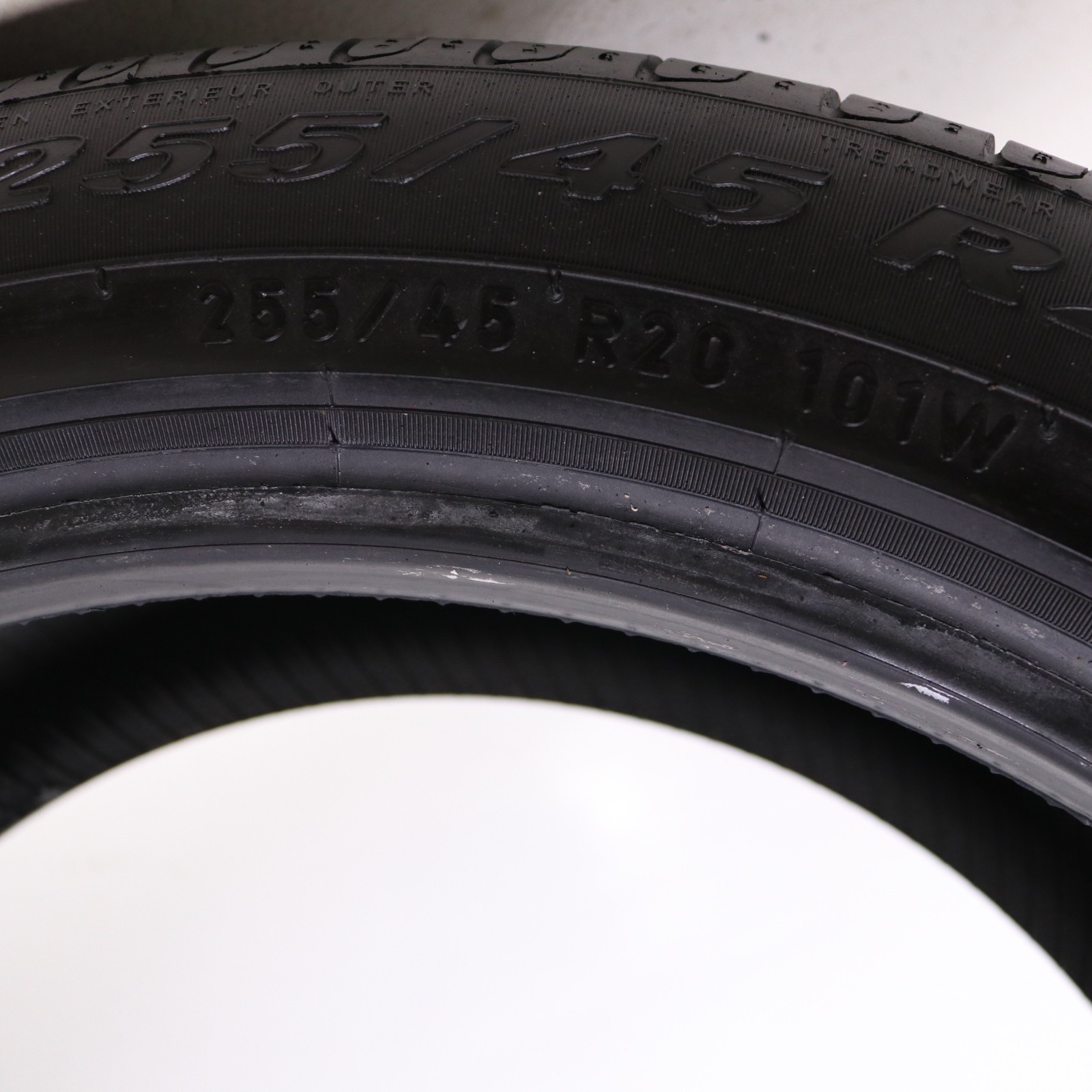 Set of 2 Used 255/45R20 Pirelli Scorpion Verde AO – 101W – 8.5-9/32