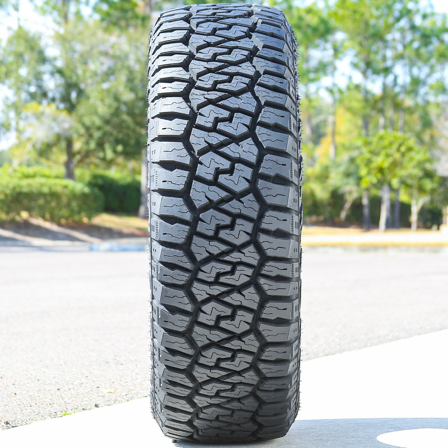 2 Tires LT 305/55R20 125/122Q F 12 Ply Leao Lion Climber R/T RT Rugged Terrain