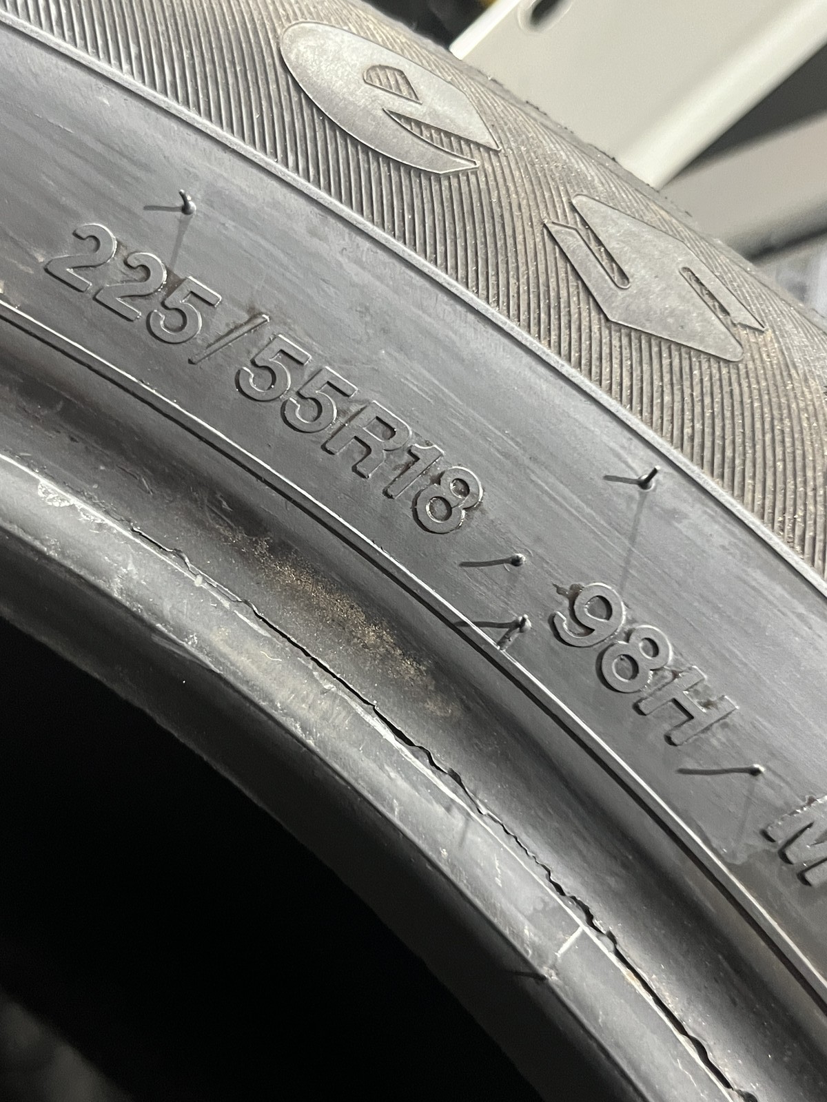 1 Tire Firestone All Season 225/55R18 98H DOT.2724 8.25/32 NO Patch