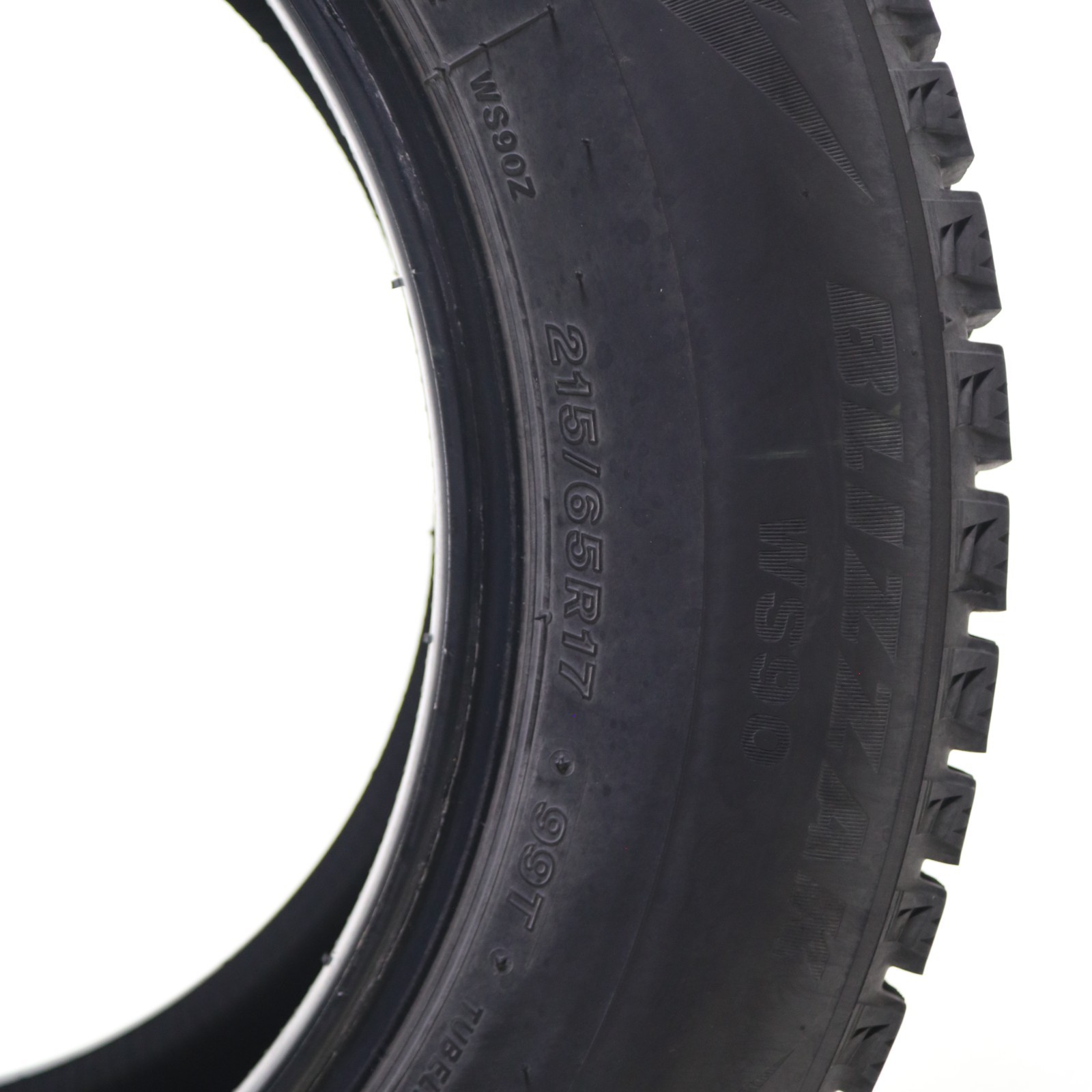 Used 215/65R17 Bridgestone Blizzak WS90 Studless – 99T – 8/32 No Repairs
