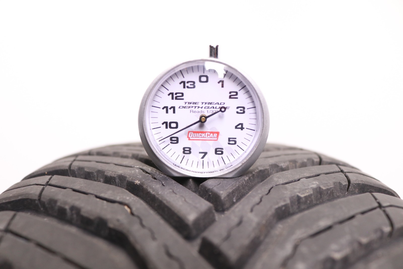 Set of 4 Used 225/65R17 Michelin CrossClimate 2 – 102H – 9-10/32