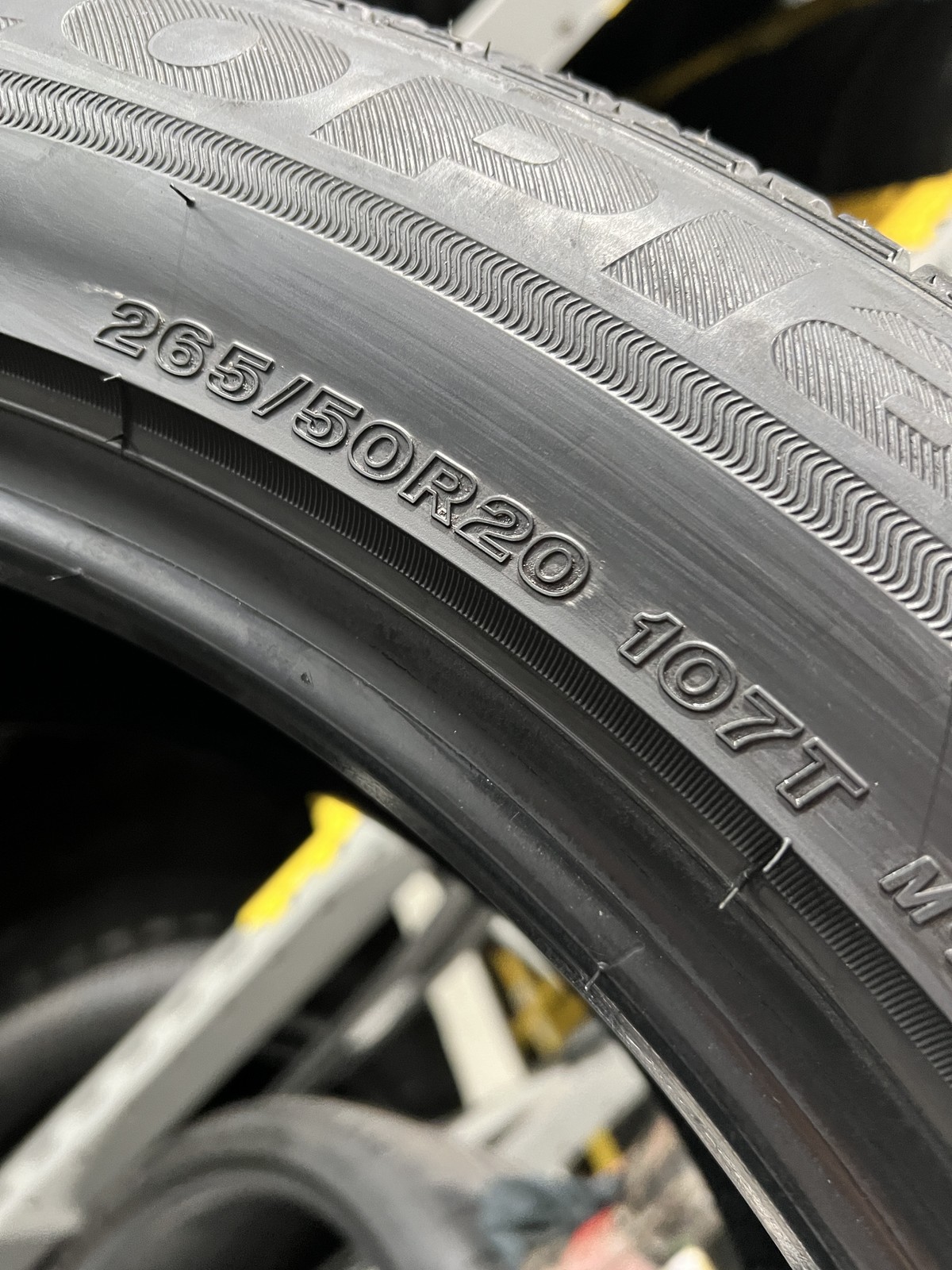 1 Tire Bridgestone Ecopia H/L 422 Plus 265/50R20 107T DOT.5025 9.7532