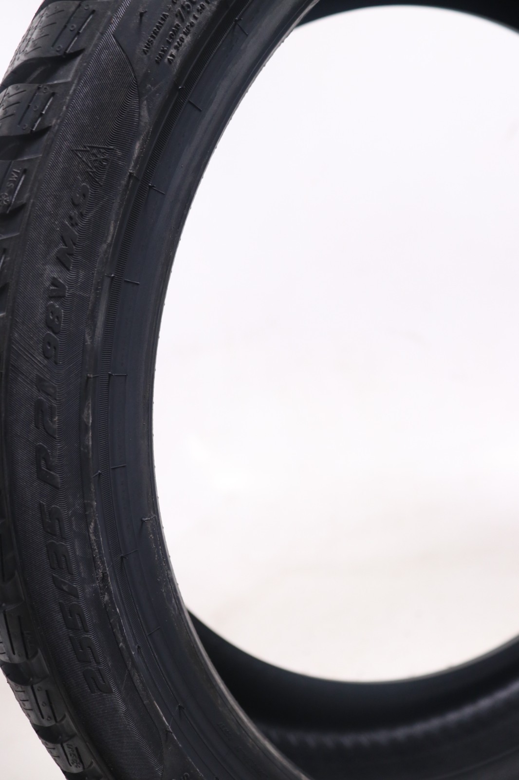 Set of 2 New 255/35R21 Pirelli Winter Sottozero 3 – 98V – 11/32