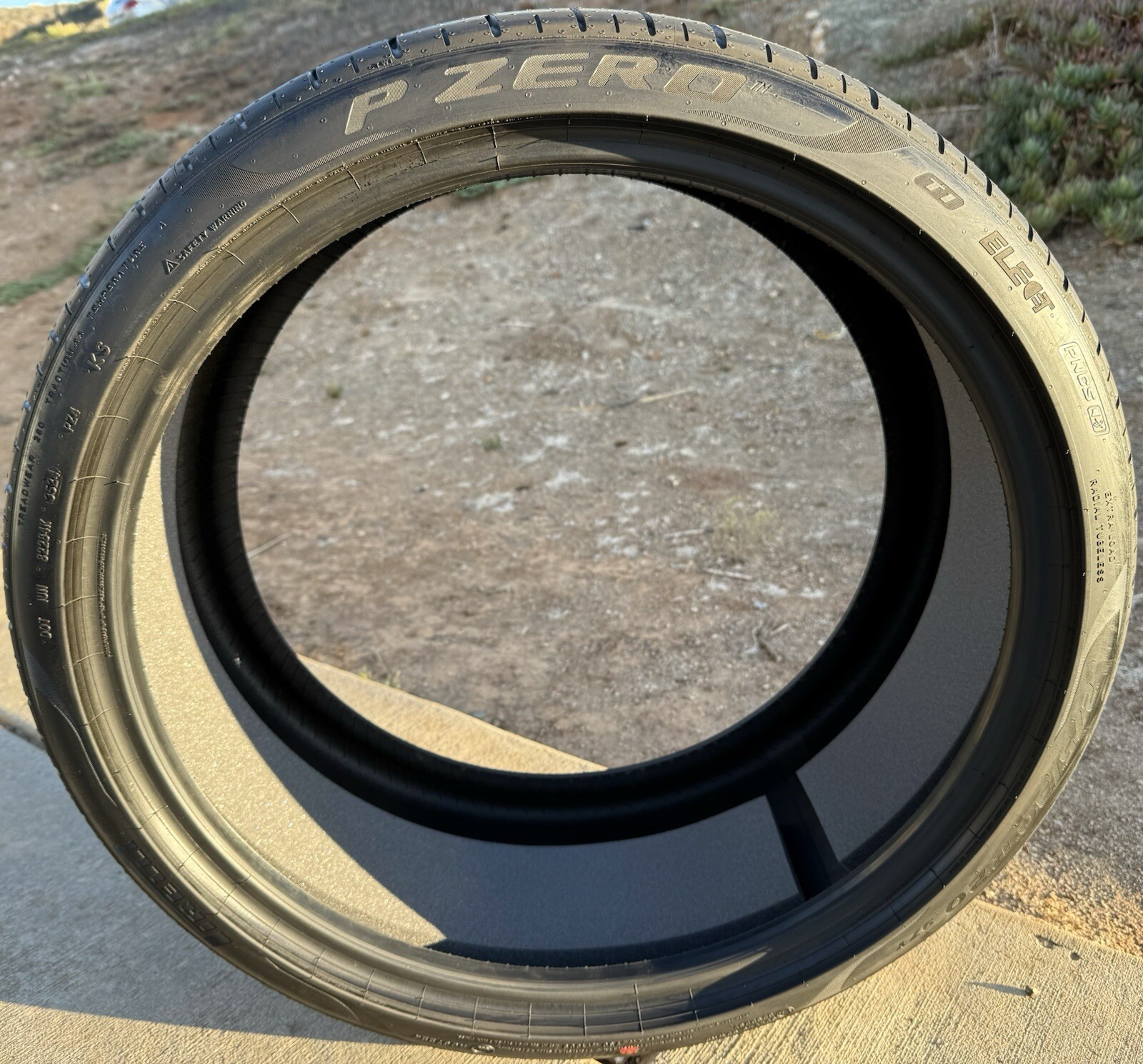 Set of TWO BRAND NEW Pirelli P Zero PZ4 275/30R20 97Y T1 Tesla ELECT PNCS Tires