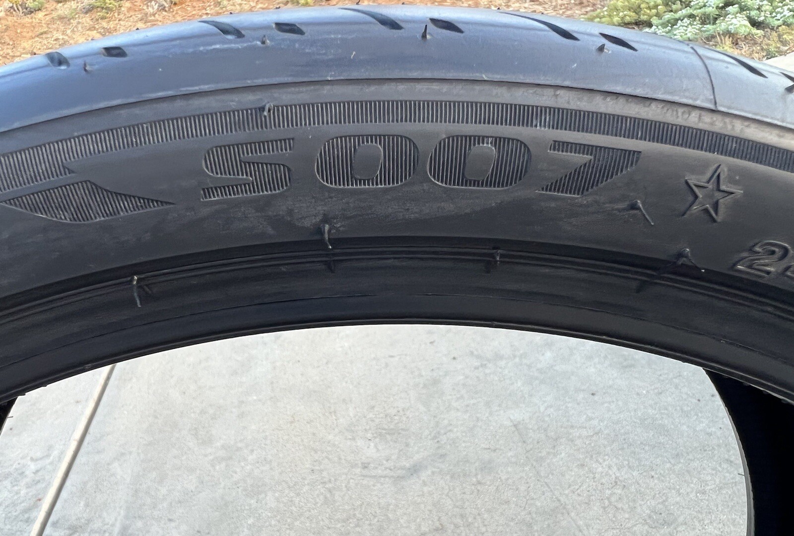 Set of TWO BRAND NEW 245/35R20 Bridgestone Potenza S007 Tires 2453520