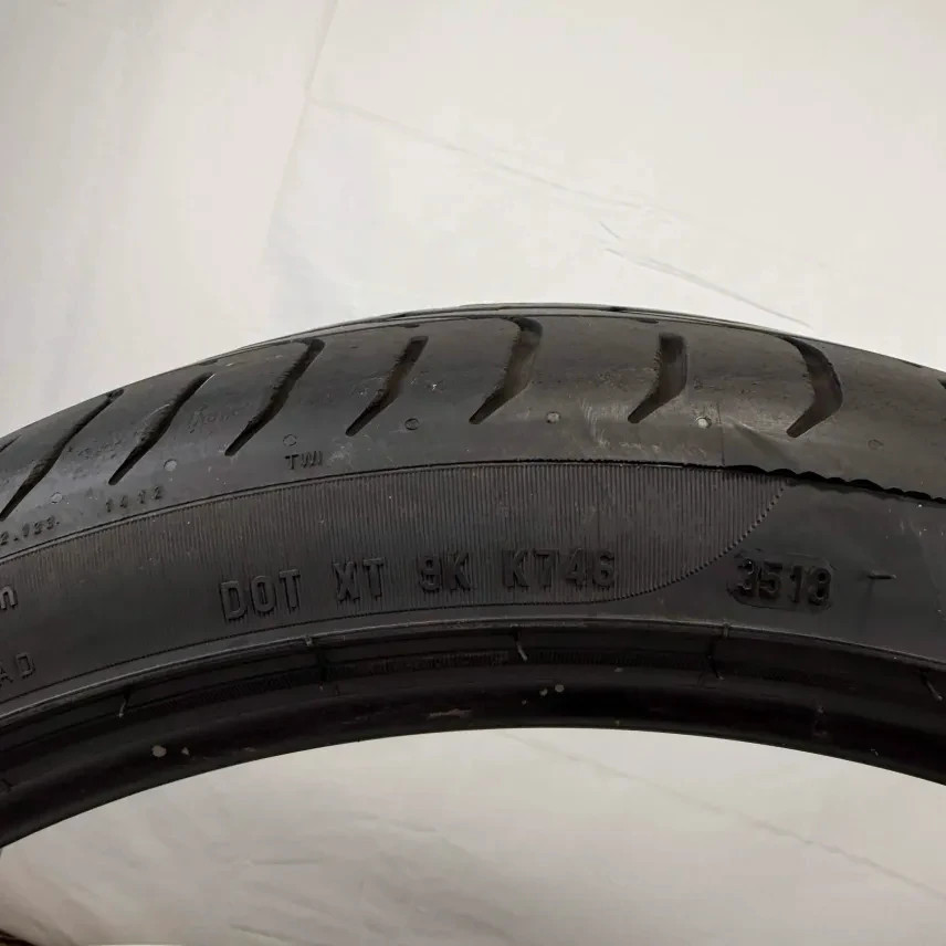 Used 235/35ZR20 Pirelli P Zero 88Y 9/32 (DOT 18)