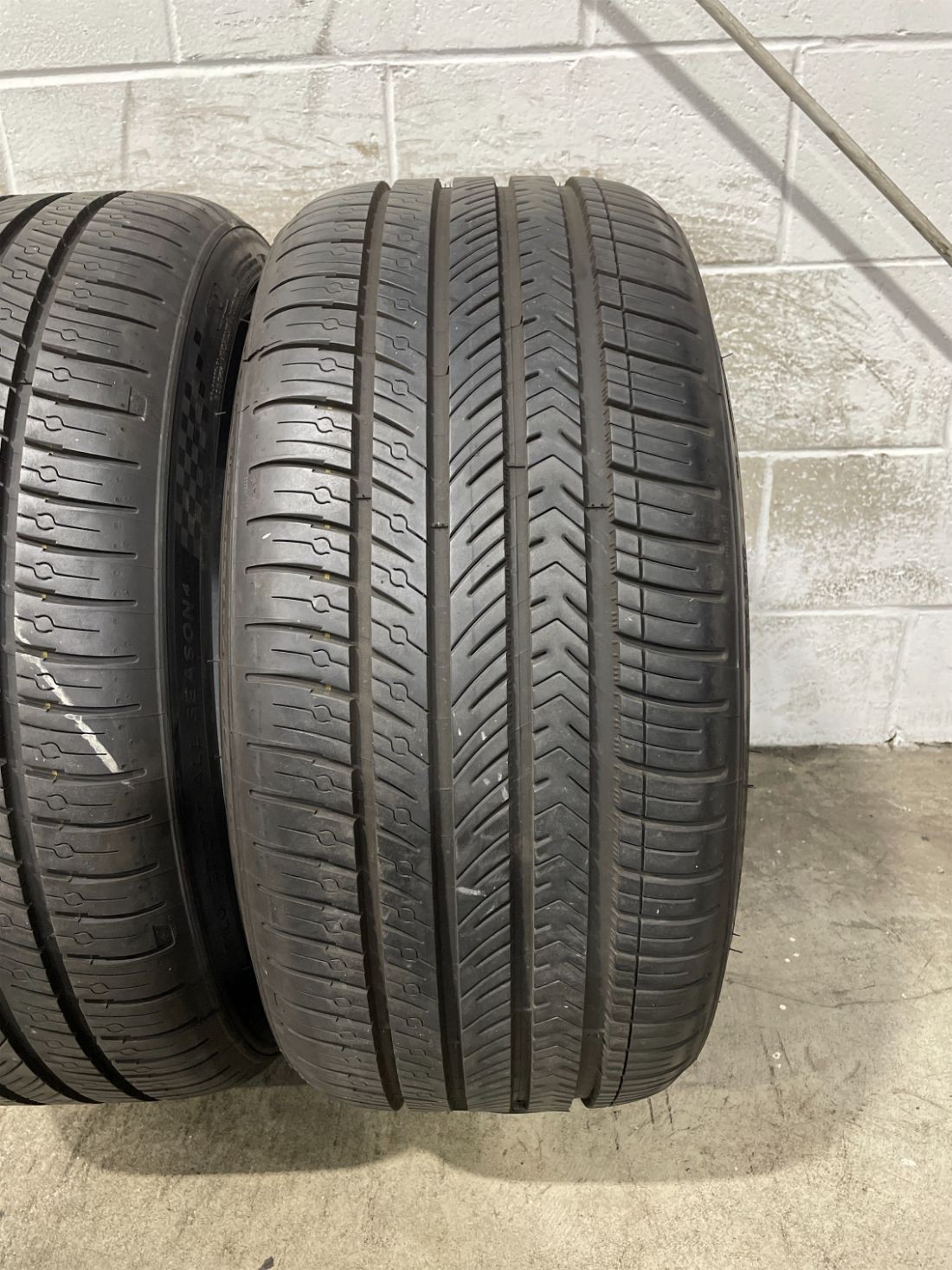 2x P275/35R21 Michelin Pilot Sport A/S 4 TO 9/32 103 W Used Tires 2753521