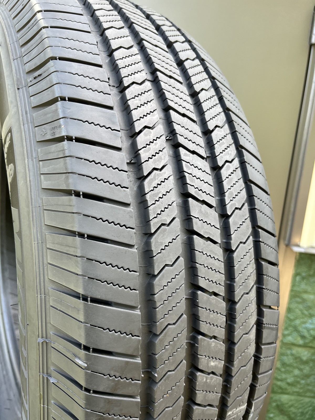 1 Tire Michelin LTX M/S2 255/70R18 112T DOT.0124 9.75/32 NO Patch