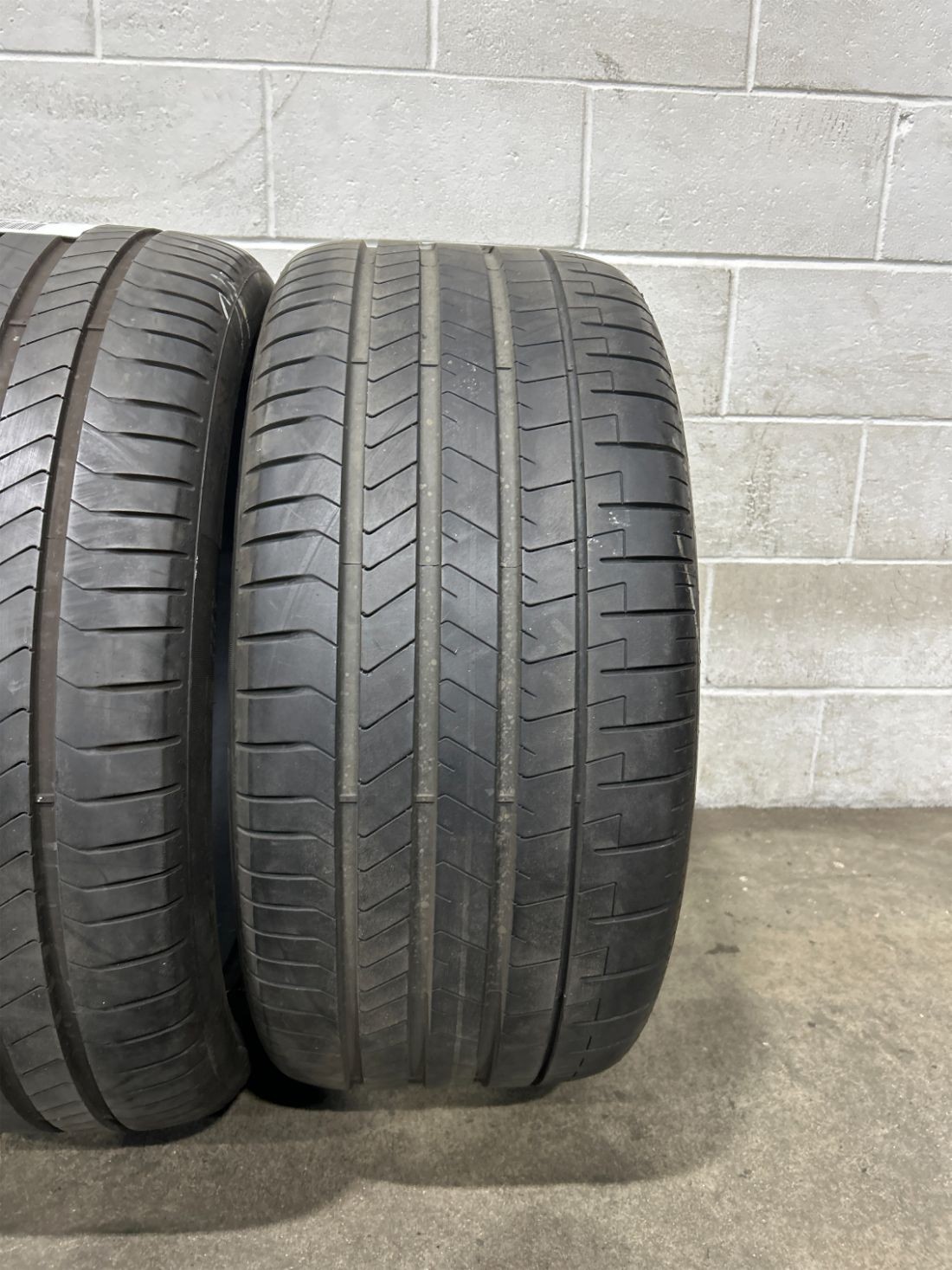 2x P315/35R22 Pirelli P Zero PZ4 RSC Run Flat KS 8/32 111 Y Used Tires 3153522