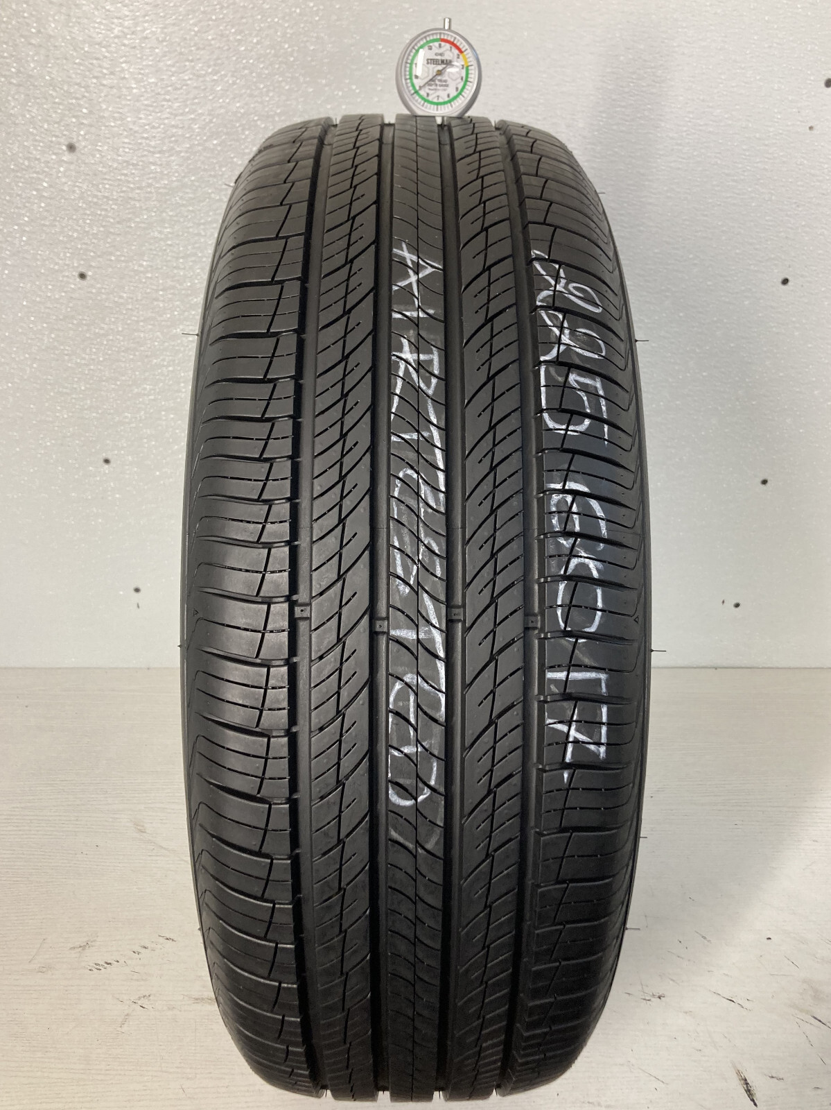 1 Tire 225 60 17 Hankook Dynapro HP2 (9.00/32 = 100% Tread) NO REPAIRS 99H