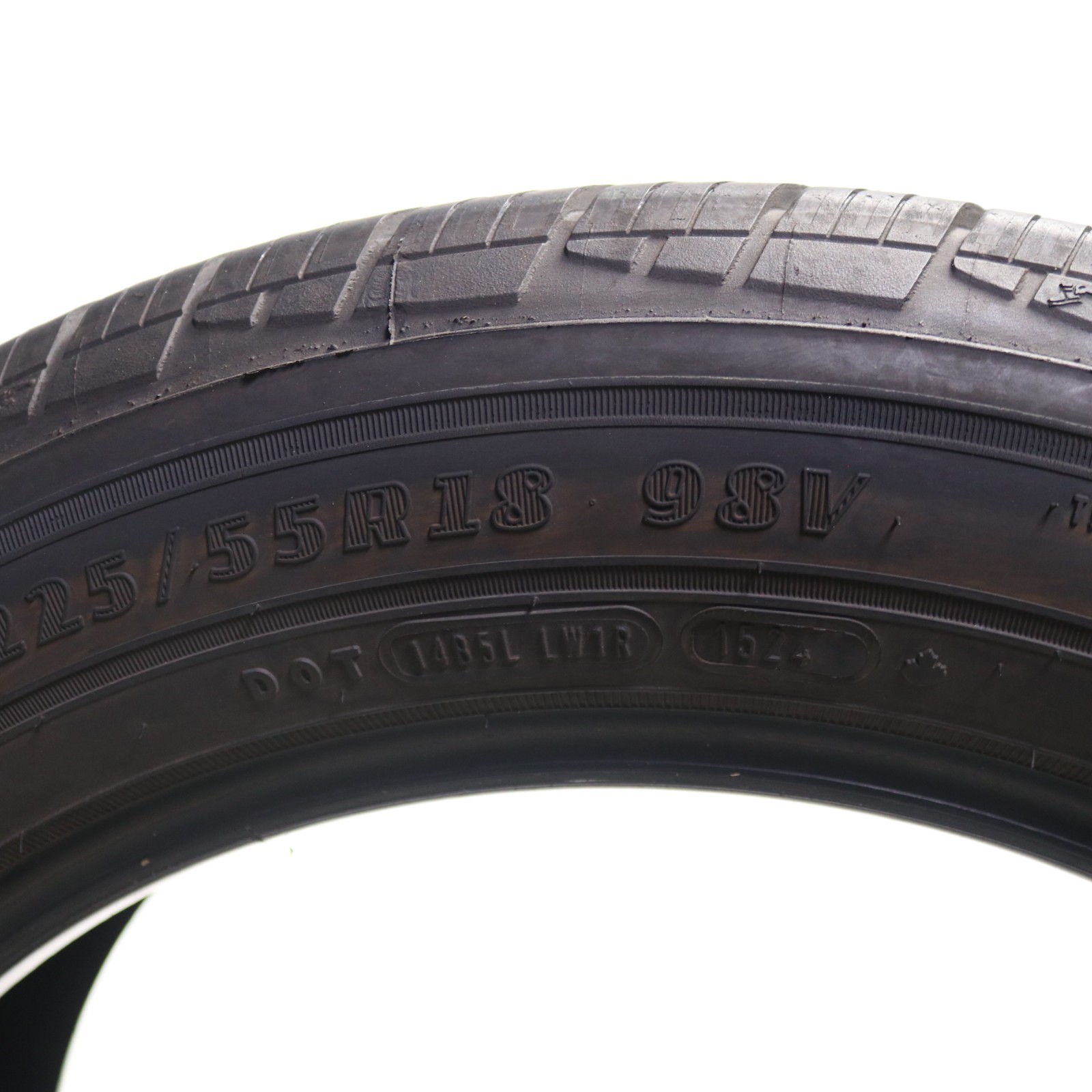 Set of 2 Used 225/55R18 Goodyear Assurance Finesse – 98V – 7-7.5/32