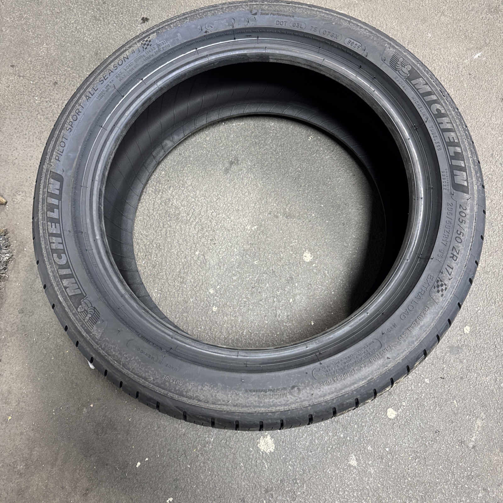 1 NEW MICHELIN Pilot Sport A/S 4 205/50R17XL 93Y