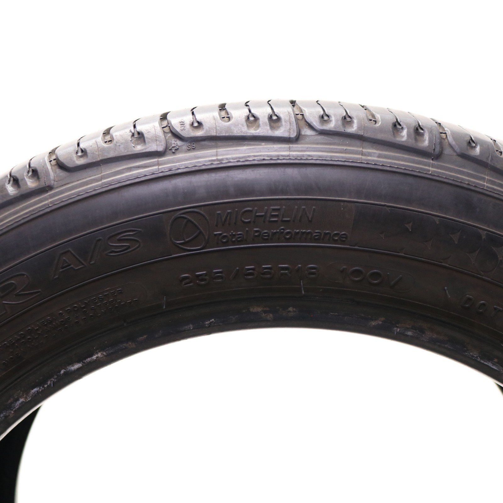 Set of 2 Used 235/55R18 Michelin Premier A/S – 100V – 6/32 No Repairs