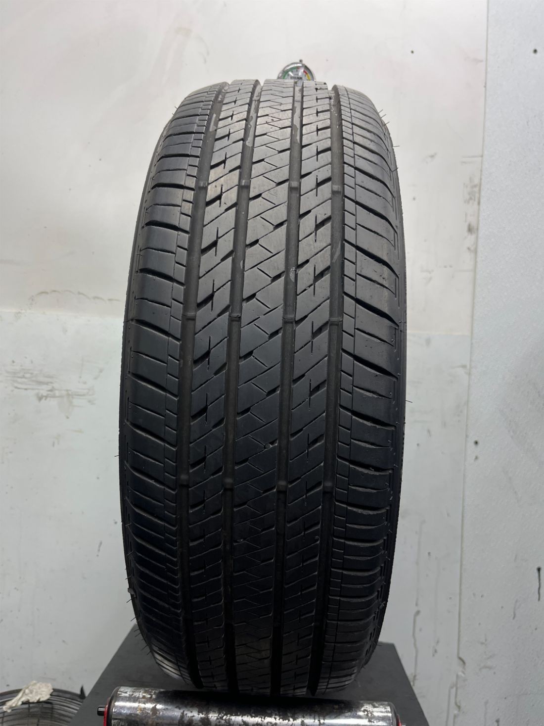 1 Used P235/60R18 Bridgestone Ecopia HL 422 Plus 103 H – 9/32