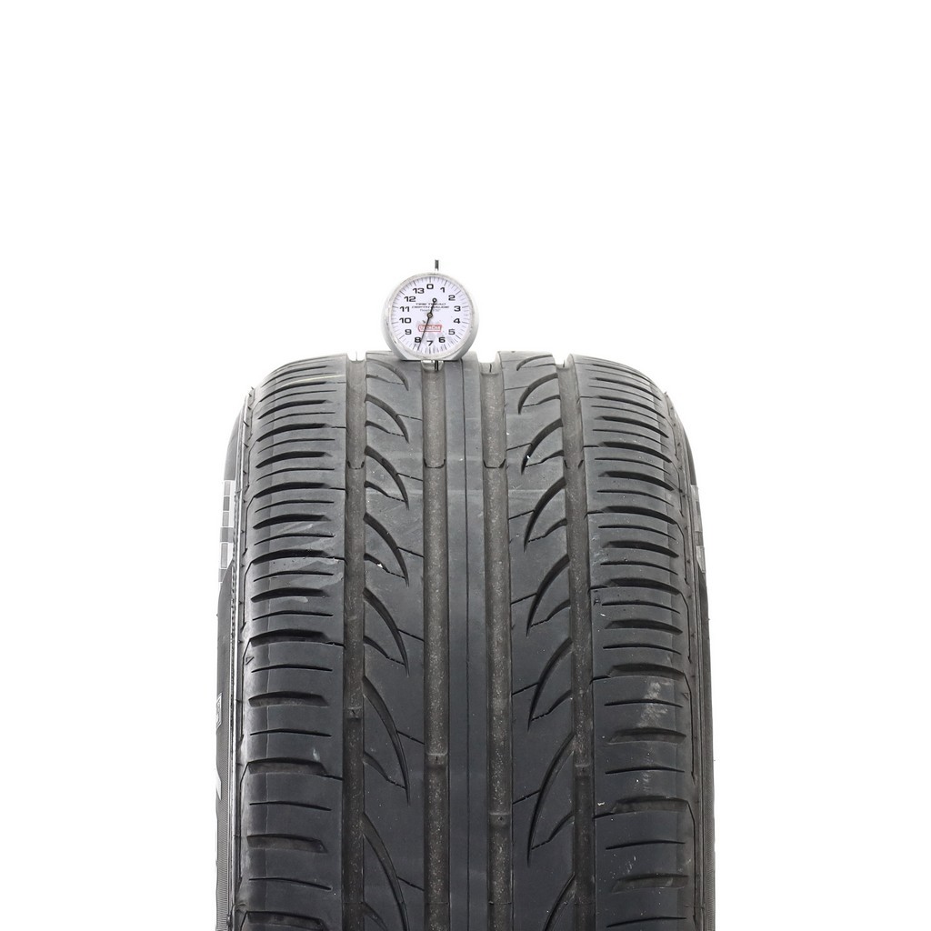 Set of (4) Used 235/45ZR18 Lexani LXUHP-207 98W – 7.5-9.5/32