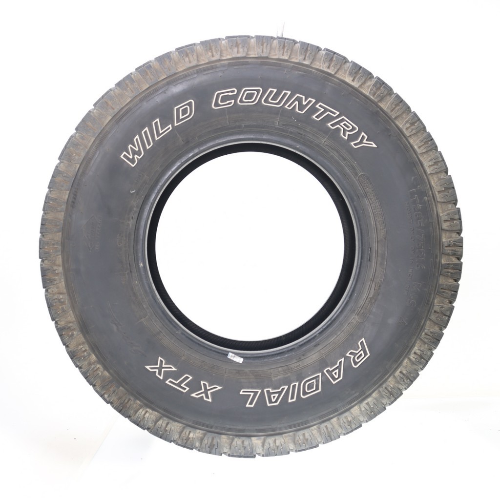 Used LT 285/75R16 Wild Country Radial XTX SPORT 126/123R – 11/32
