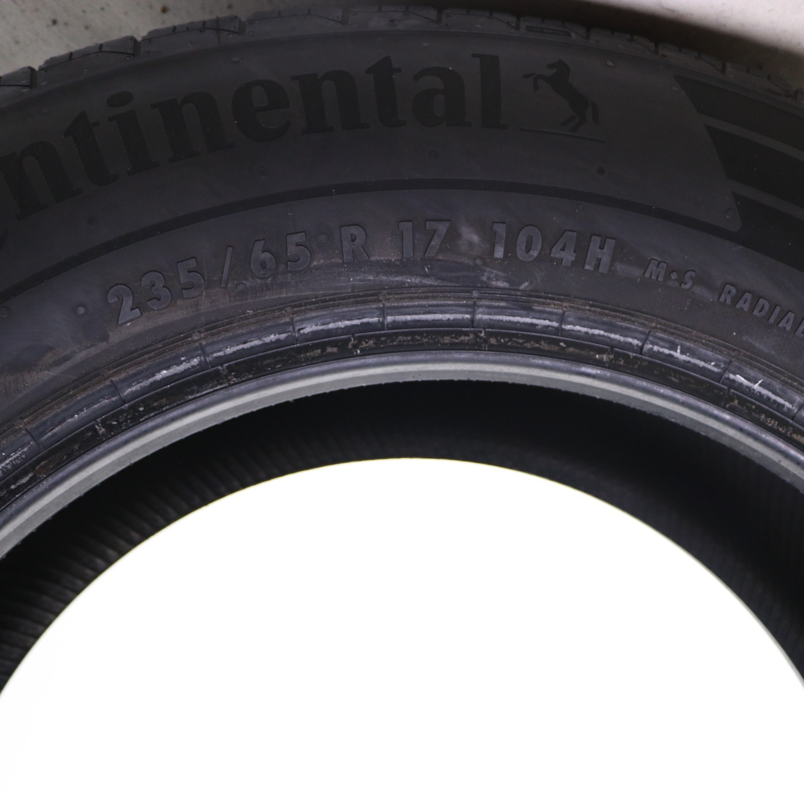 Set of 4 Used 235/65R17 Continental ControlContact Tour M A/S EV 104H – 9-10/32