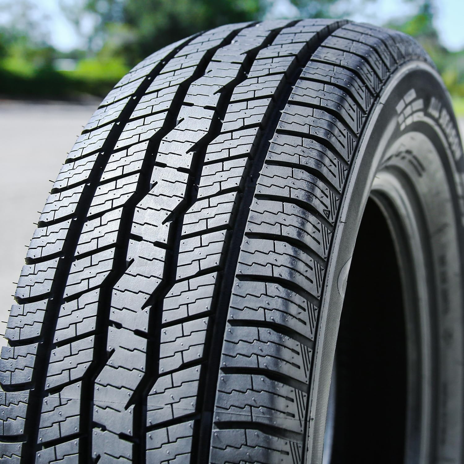 235/60R17 102V CHTS-1