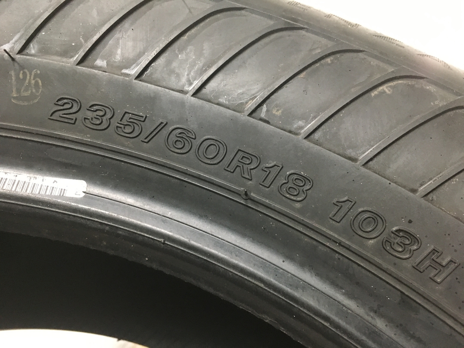 [1] Bridgestone Alenza A/S 02 RFT Run Flat 235 60 18 Tire Full Tread/32