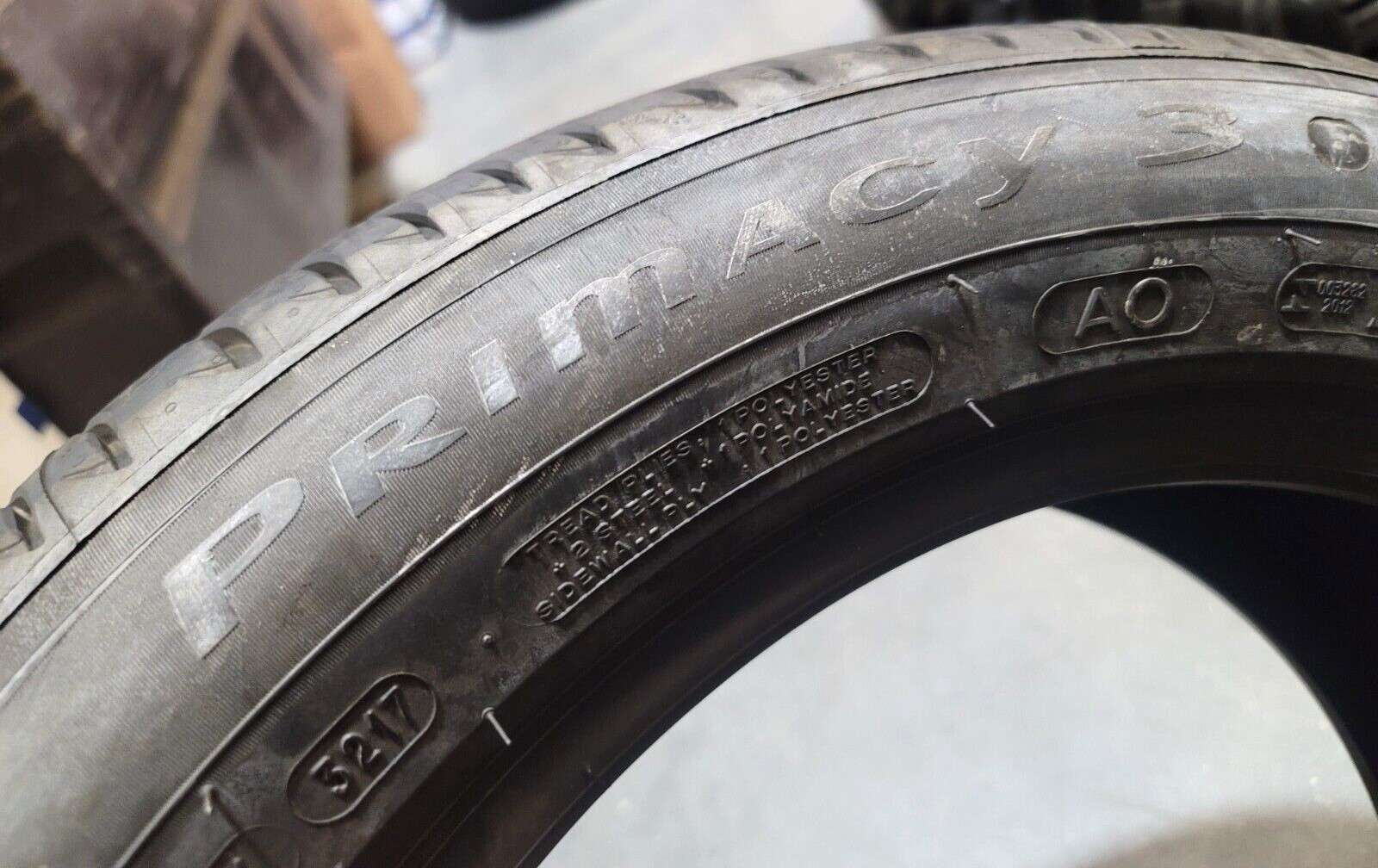 MICHELIN Primacy 3 225/55R17 97Y ZP High Performance Radial Tire DOT Date 3217