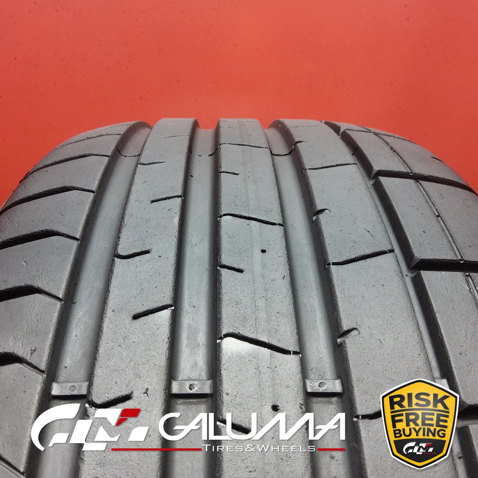 1 Tire LikeNEW Pirelli P Zero (N1) 235/45ZR18 235/45/18 2354518 94Y #95946