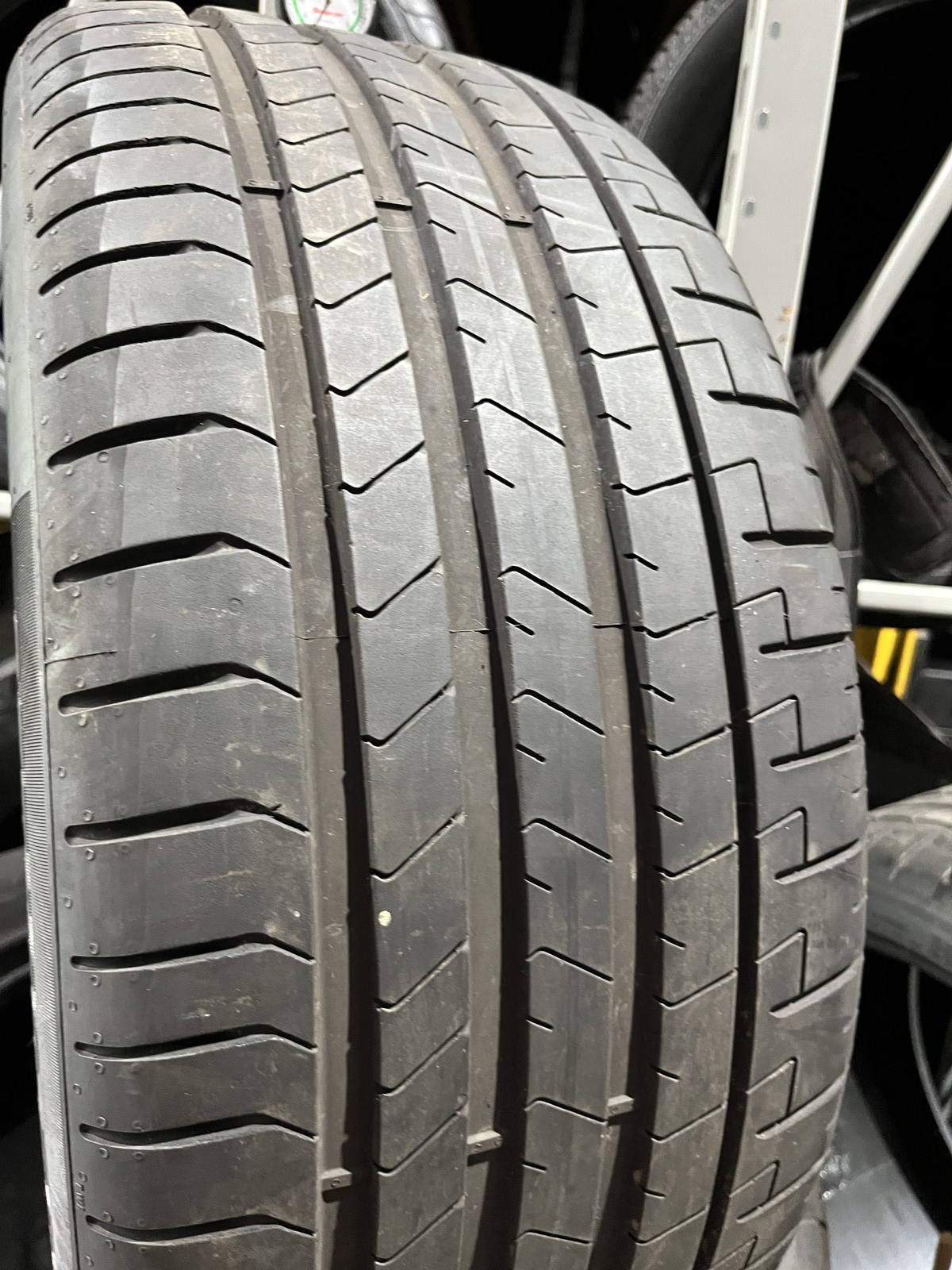 1 Tire Pirelli P Zero PZ4 Run Flat ★ BMW 275/40R22 107Y DOT.5024 8/32