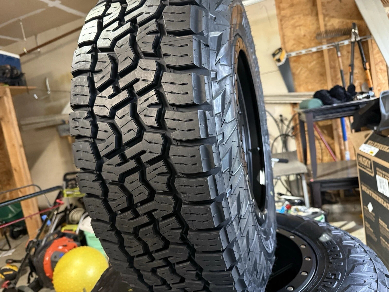 Nitto 224070 TERRA GRAPPLER G3 TER GRAP G3 305/55R20 116T (SET OF 4)