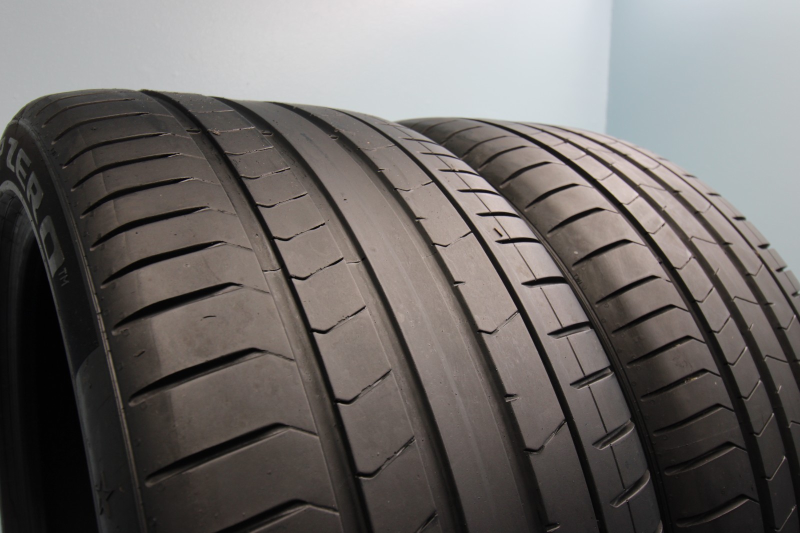 2 Used Pirelli Pzero ★ RSC RFT PZ4 315/35R21 315/35/21 3153521 111Y