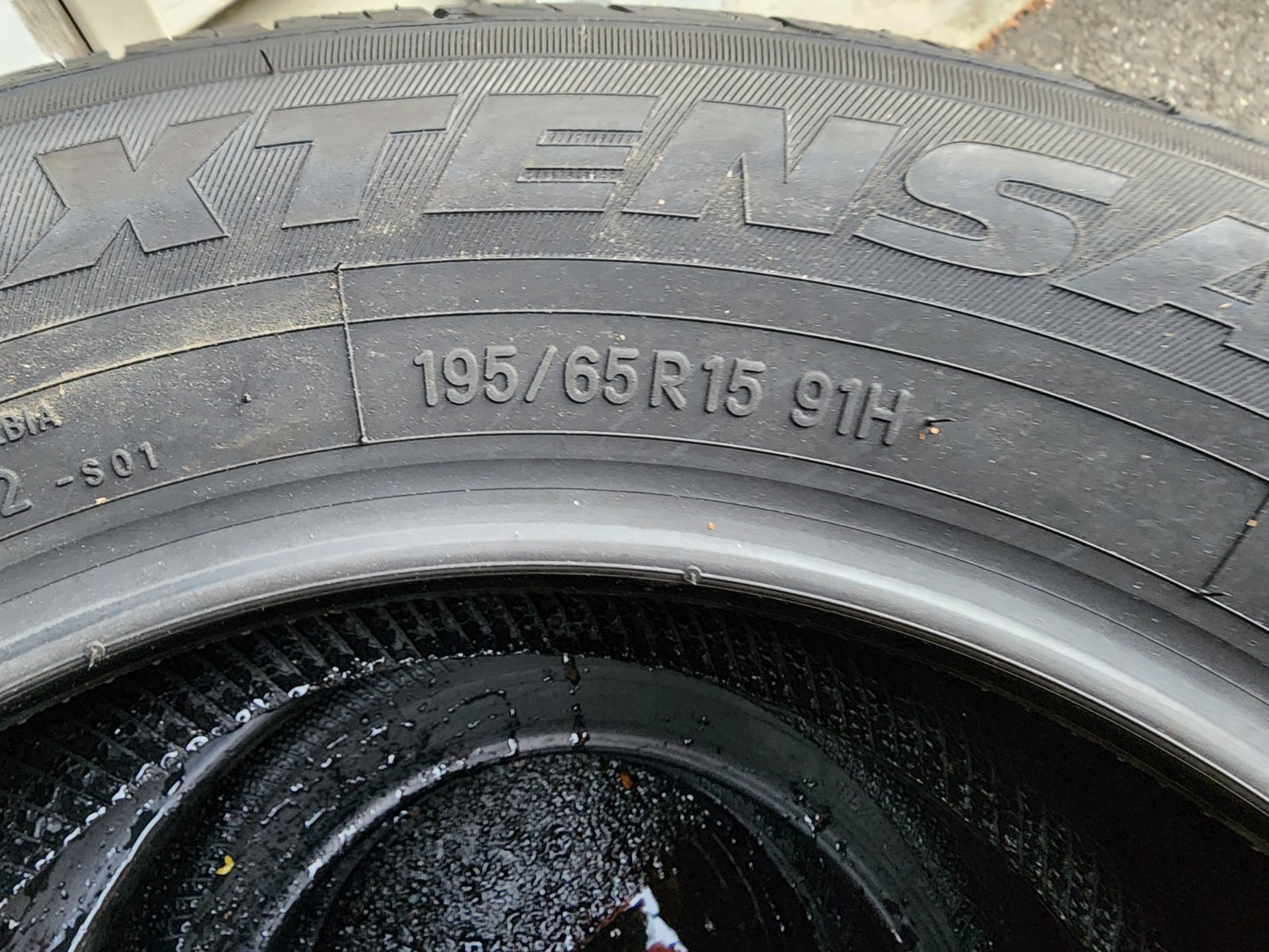 New 195/65R15 Toyo Extensa A/S II 91H