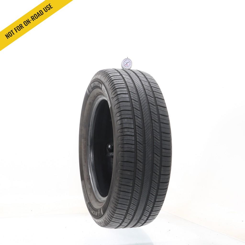 Set of (4) Used 235/60R17 Michelin Defender 2 102H – 8.5-9.5/32