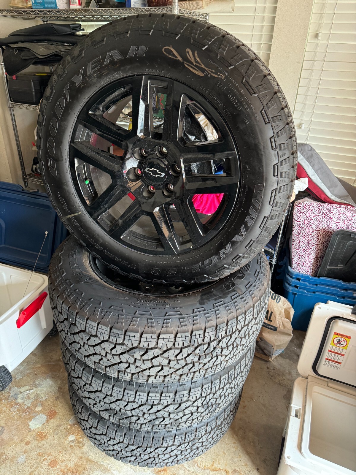 Goodyear Wrangler Trailrunner AT 275/60R20 Tire and Wheels