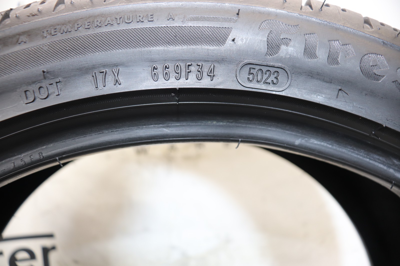 Used 245/45R19 Firestone Firehawk AS V2 98W – 8.5/32