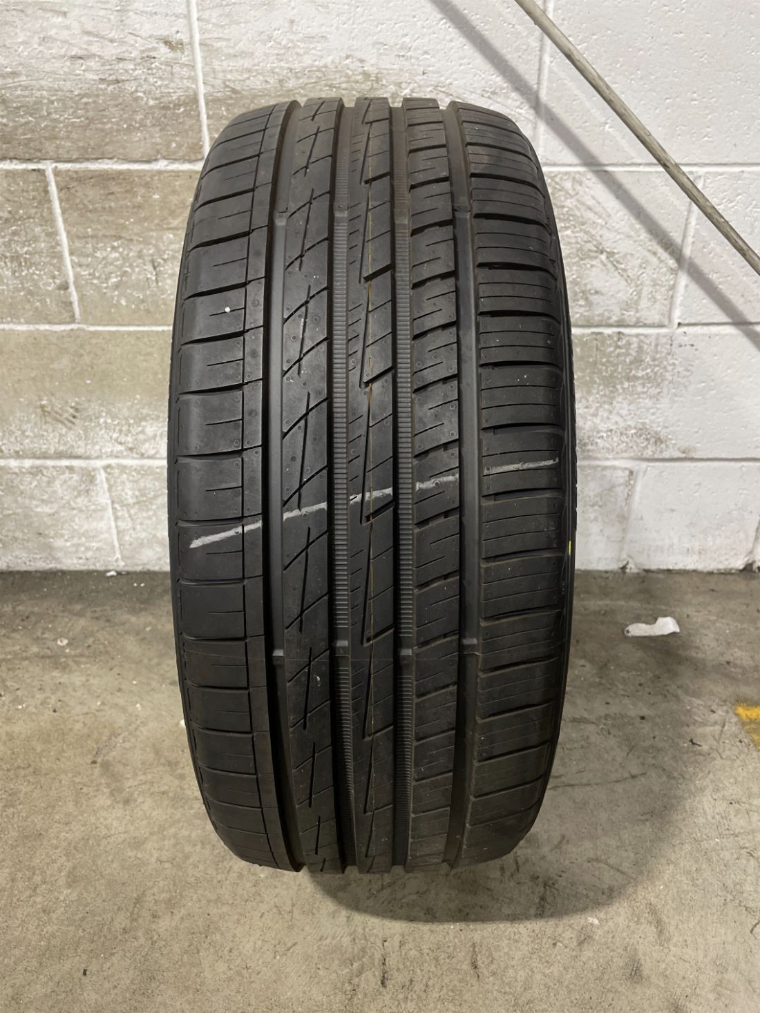 1x P245/40R20 Nexen N’Fera AU7 9/32 99 Y Used Tire 2454020