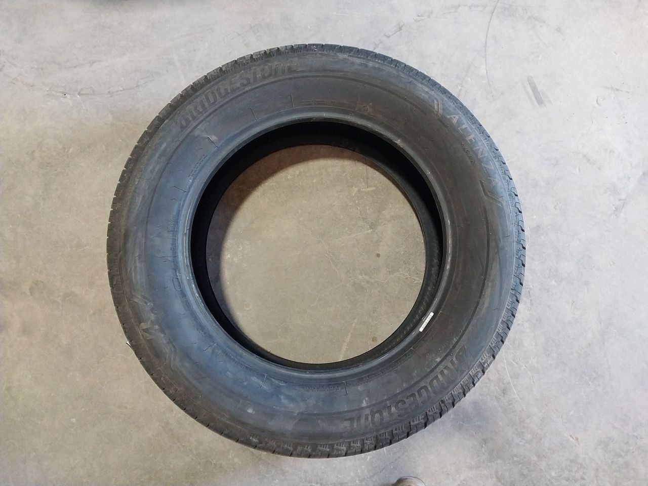 275/60 R20 Tire Patched Bridgestone Alenza 10/32 Tread Depth 3075857