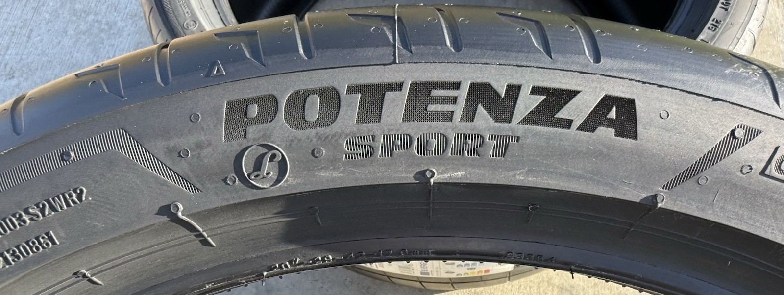 Set of TWO BRAND NEW 305/30ZR20 (103Y) Bridgestone Potenza Sport RFT Tires