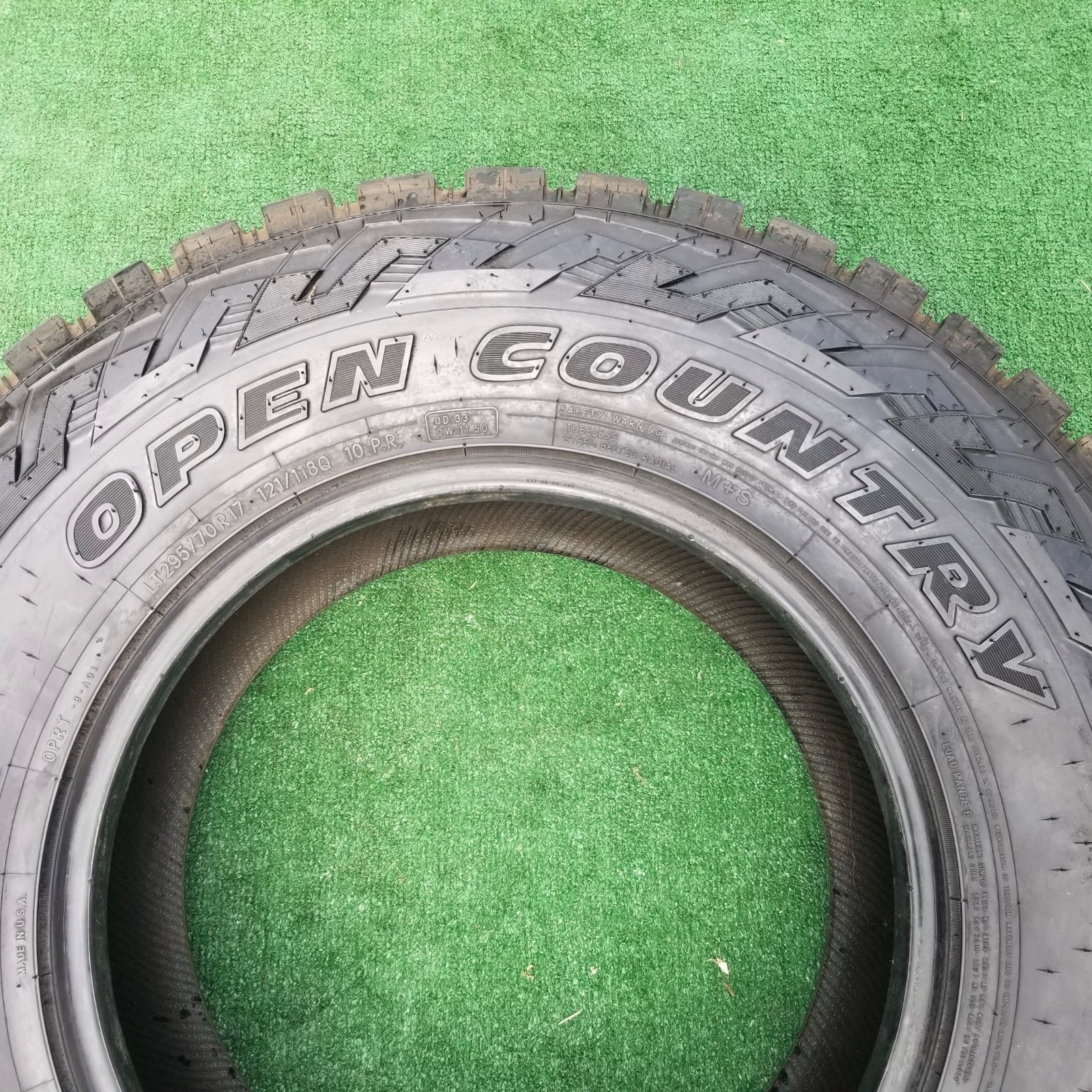 295/70R17 Toyo R/T Open Country Tires Pair LT295/70R-17 121/118Q 10 PR New 100%