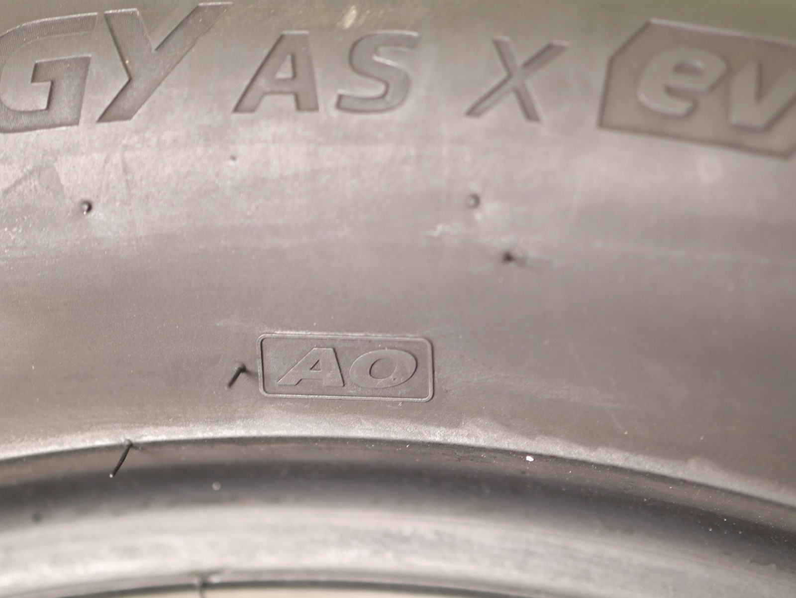 2 255/50R19 Hankook Kinergy AS X EV 107T 9-9.5/32 DOT 5023 0724 1J56