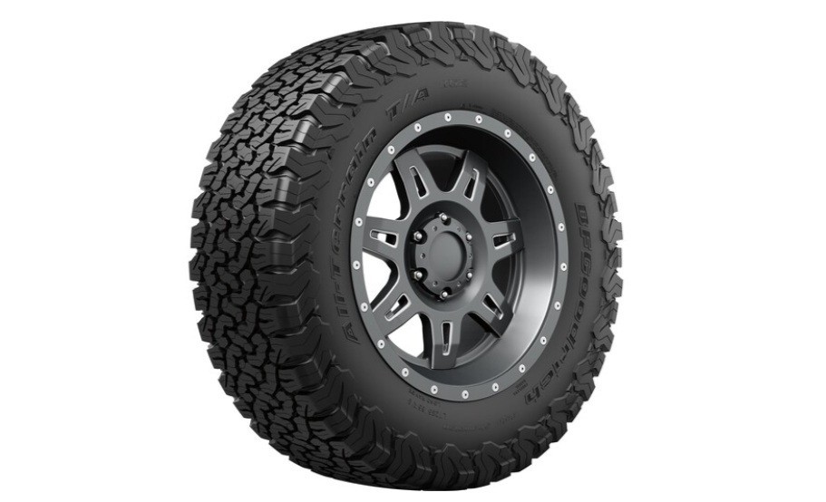 LT235/70r16C 235 70 16 BF Goodrich KO2 LRC RWL 104S 33403 **SET OF 4**
