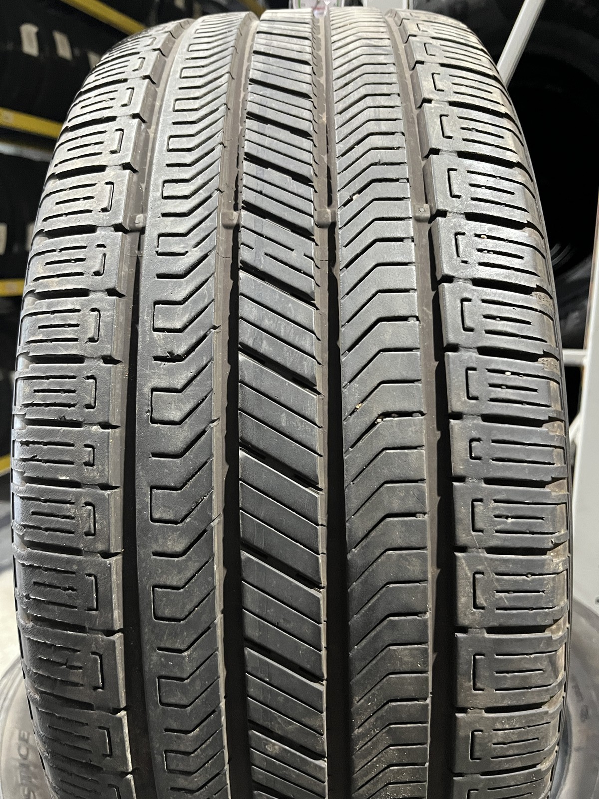 1 Tire Continental CrossContact RX LR 275/45R22 115W DOT.2724 8/32