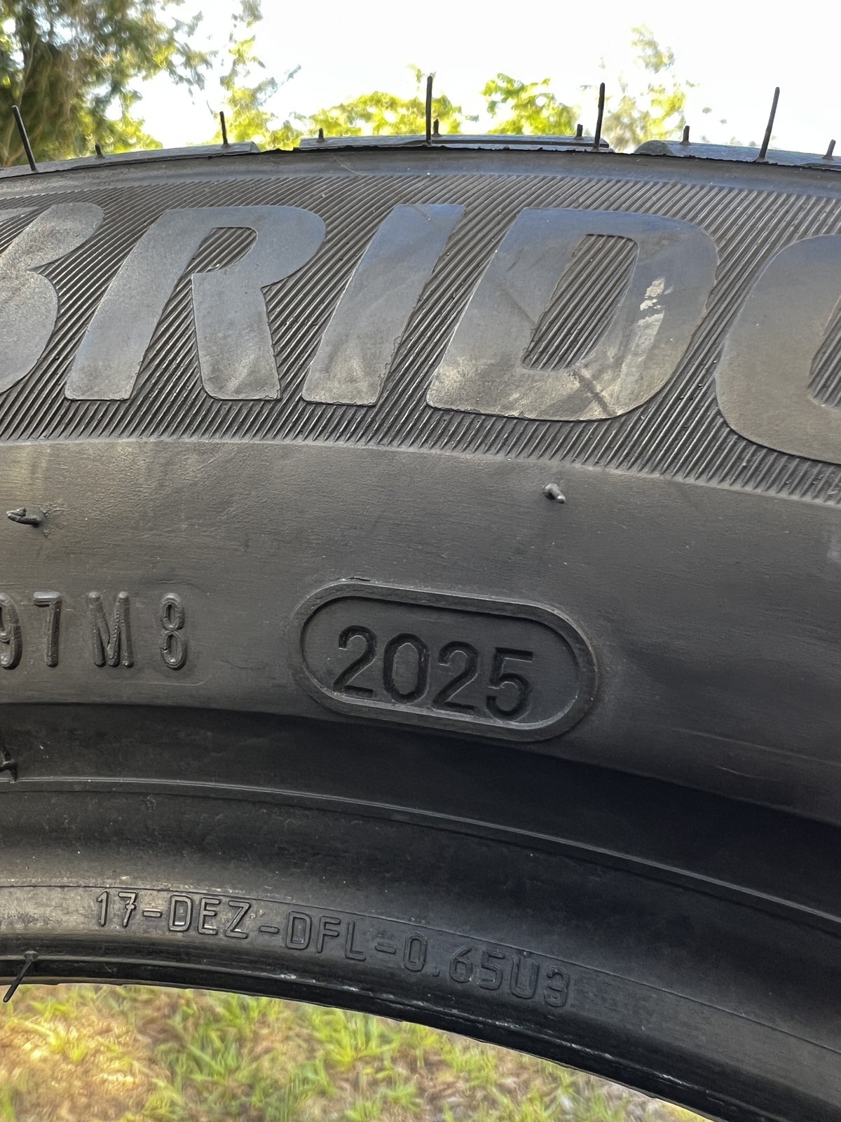 1 New Bridgestone Turanza EverDrive Enliten 215/55R17 94V DOT.2025 11/32 New