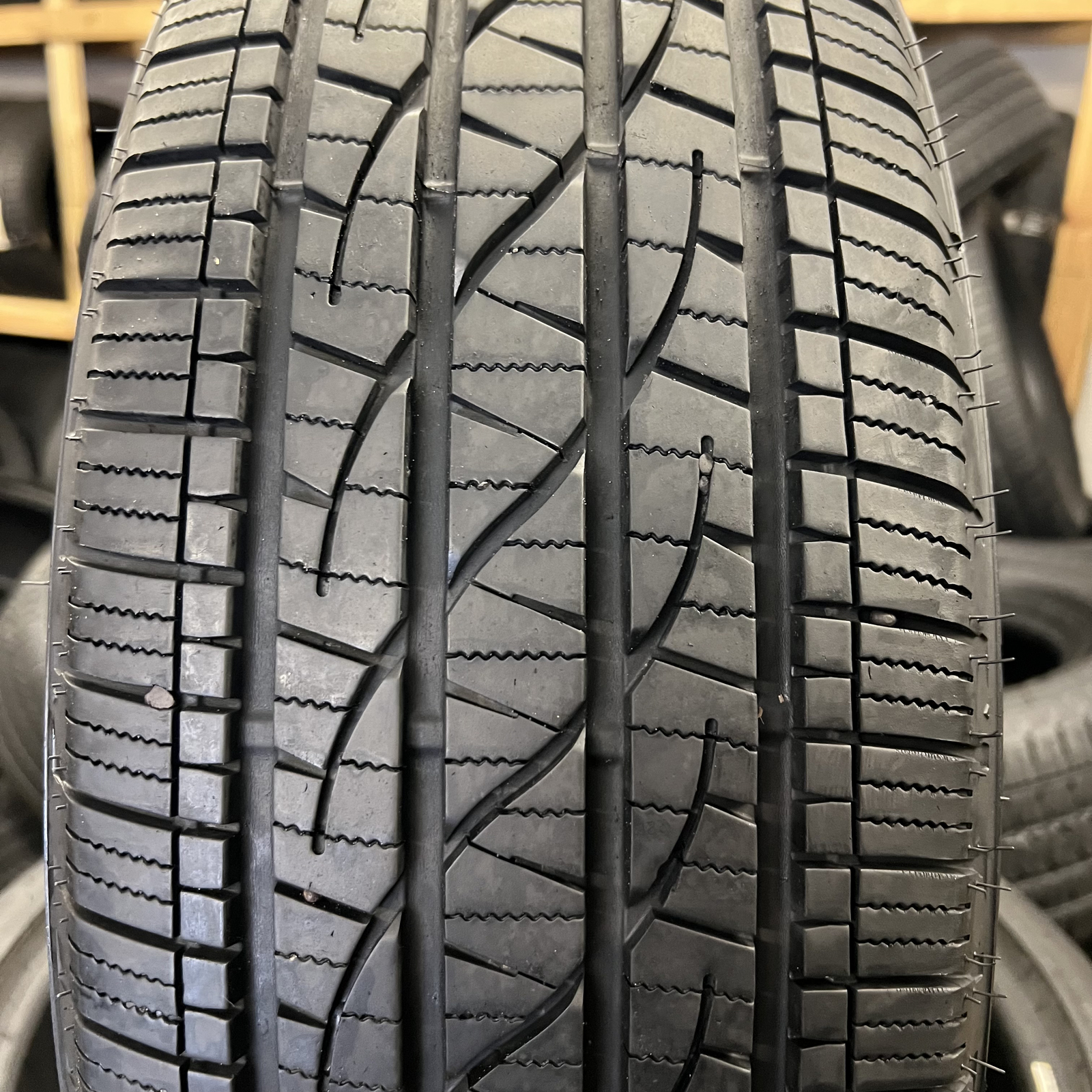 1 Tire LikeNew Firestone Destination LE3 235/60R18 103H DOT.2023