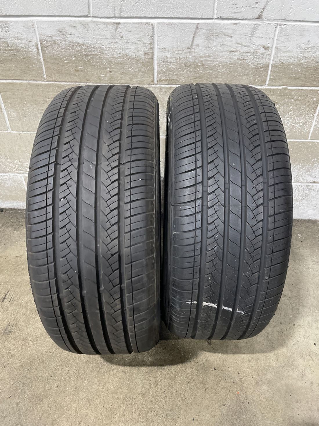 2x P255/45R20 West Lake SA-07 9/32 105 W Used Tires 2554520